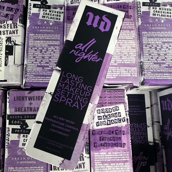 Urban Decay All Nighter Setting Spray .5oz travel size set of 8 NWT - Picture 2 of 2